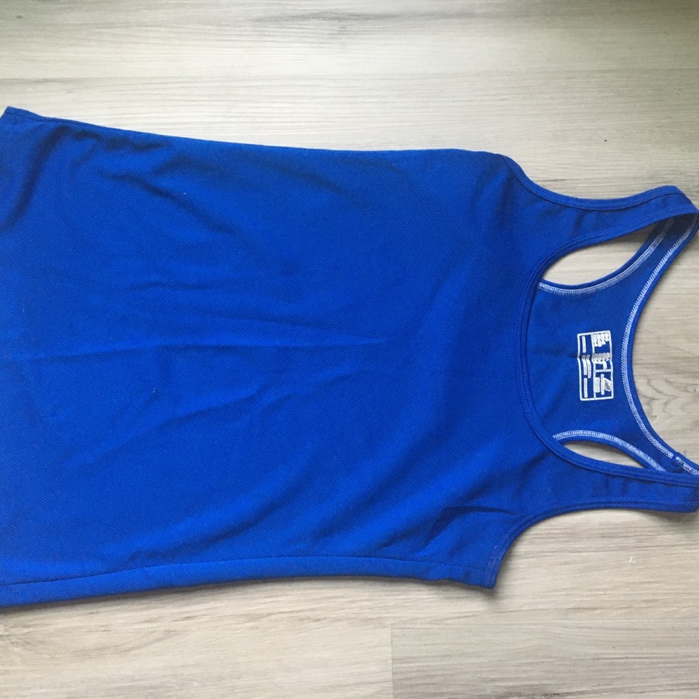 New balance tank